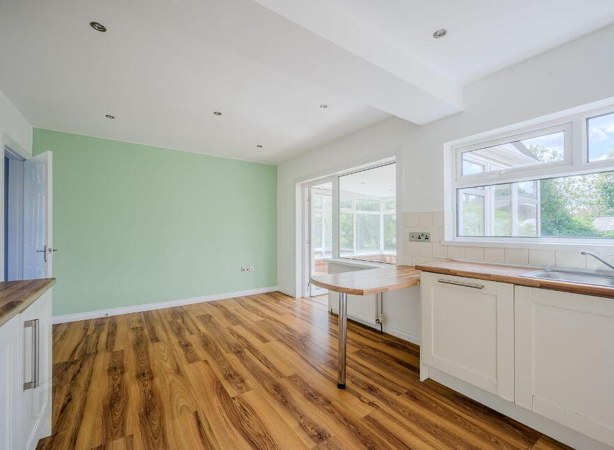 7 Carshaulton Road, Donaghadee, BT21 0QB