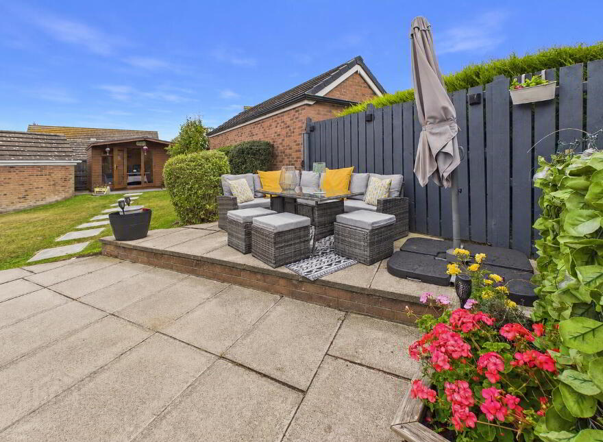 6 Castle Meadows Park, Carrowdore, Newtownards, BT22 2TU