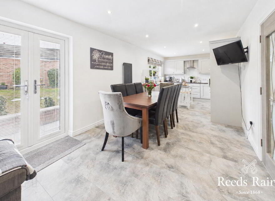 6 Castle Meadows Park, Carrowdore, Newtownards, BT22 2TU
