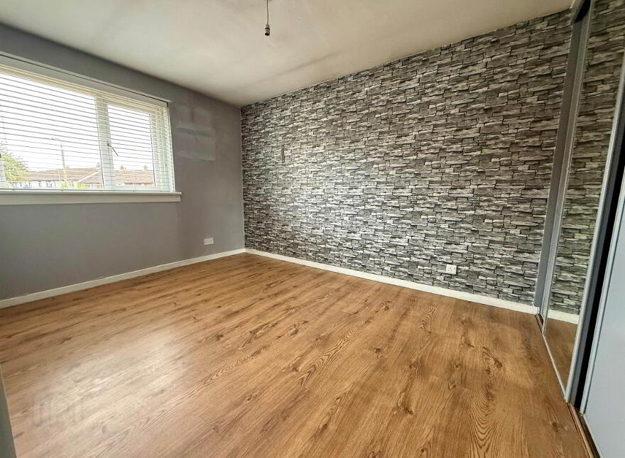 4 Minard Park, Dundonald, Belfast, BT16 2SU