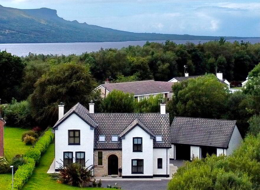 7 Rusheen Heights, Garruson, BT93 4AB