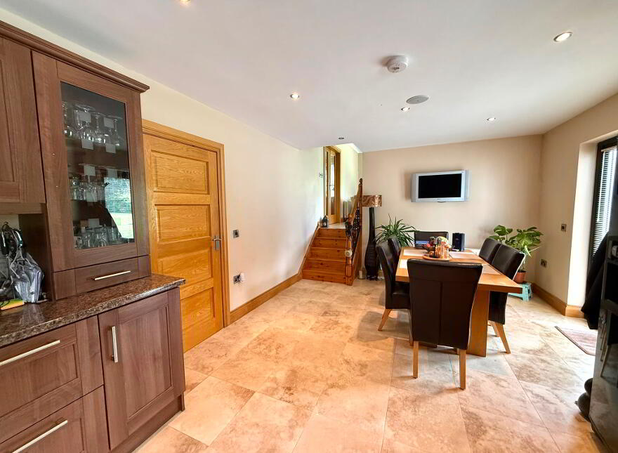 7 Rusheen Heights, Garruson, BT93 4AB