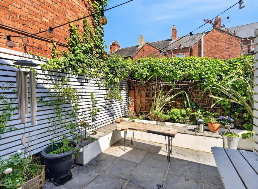 14 Haypark Avenue, Belfast, BT7 3FD