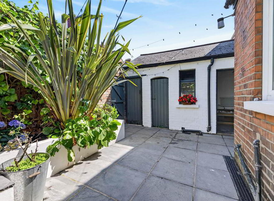 14 Haypark Avenue, Belfast, BT7 3FD