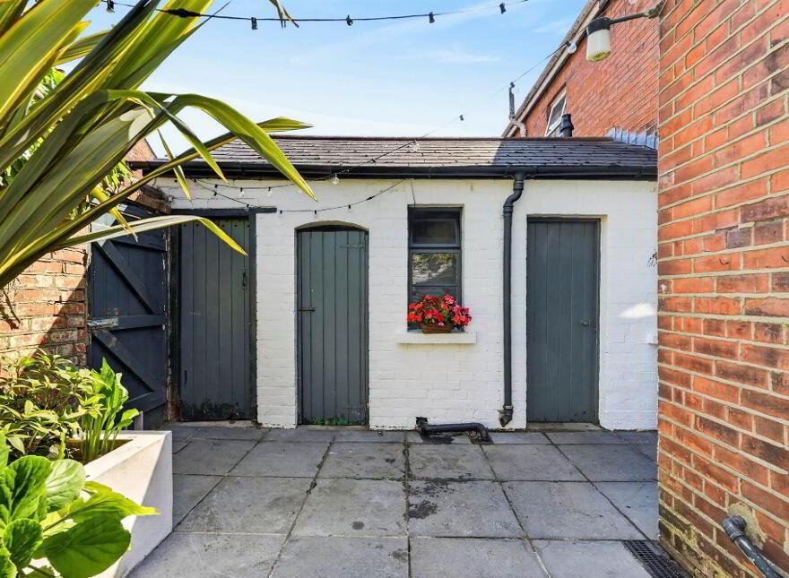 14 Haypark Avenue, Belfast, BT7 3FD