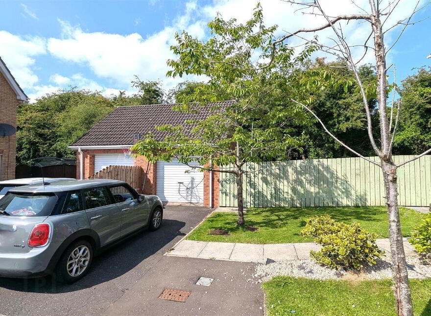 23 Carnbeg Dale, Antrim, BT41 4RE