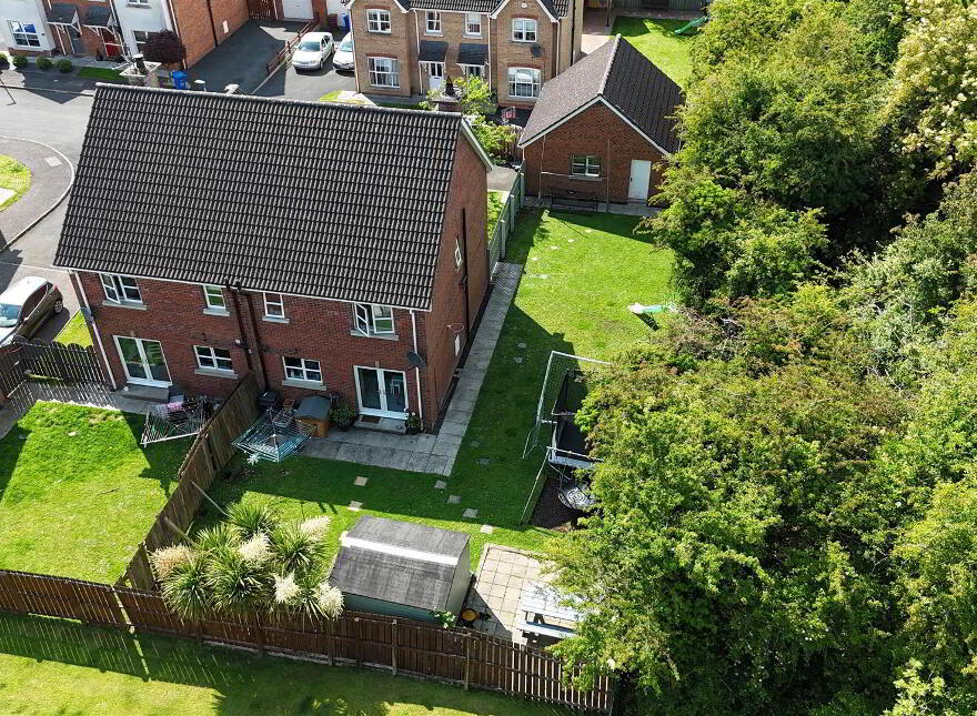 23 Carnbeg Dale, Antrim, BT41 4RE