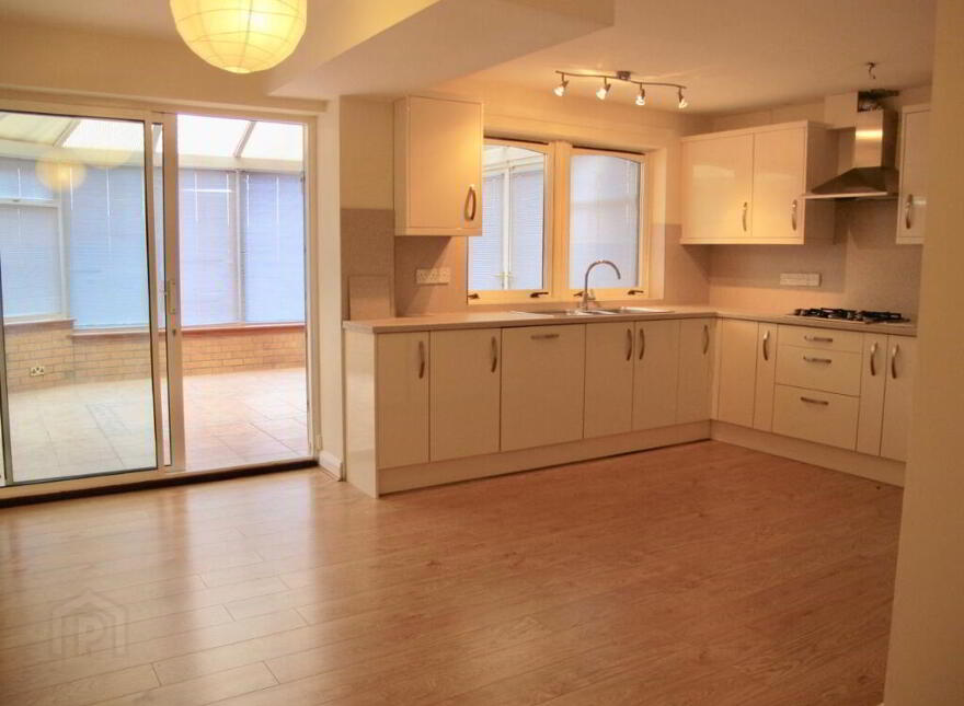 2 Janefield, Edinburgh, EH17 8TA
