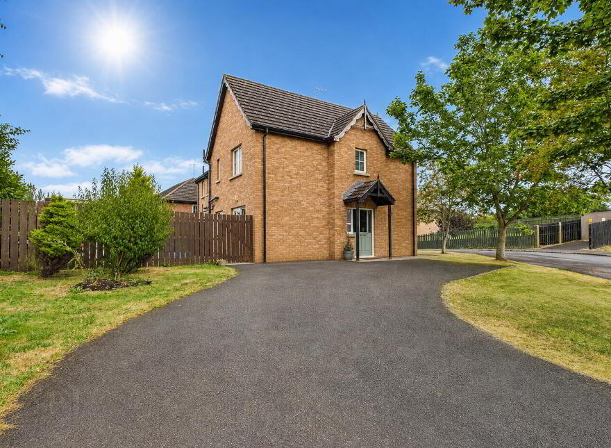 120 Bluestone Hall, Craigavon