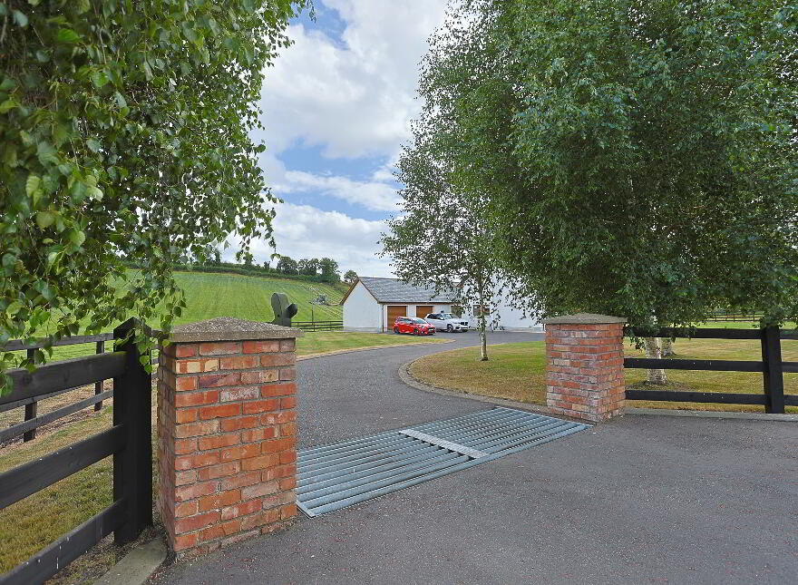 34 Tannyoky Road, Poyntzpass, BT35 6RG