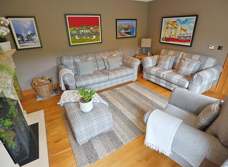 34 Tannyoky Road, Poyntzpass, BT35 6RG