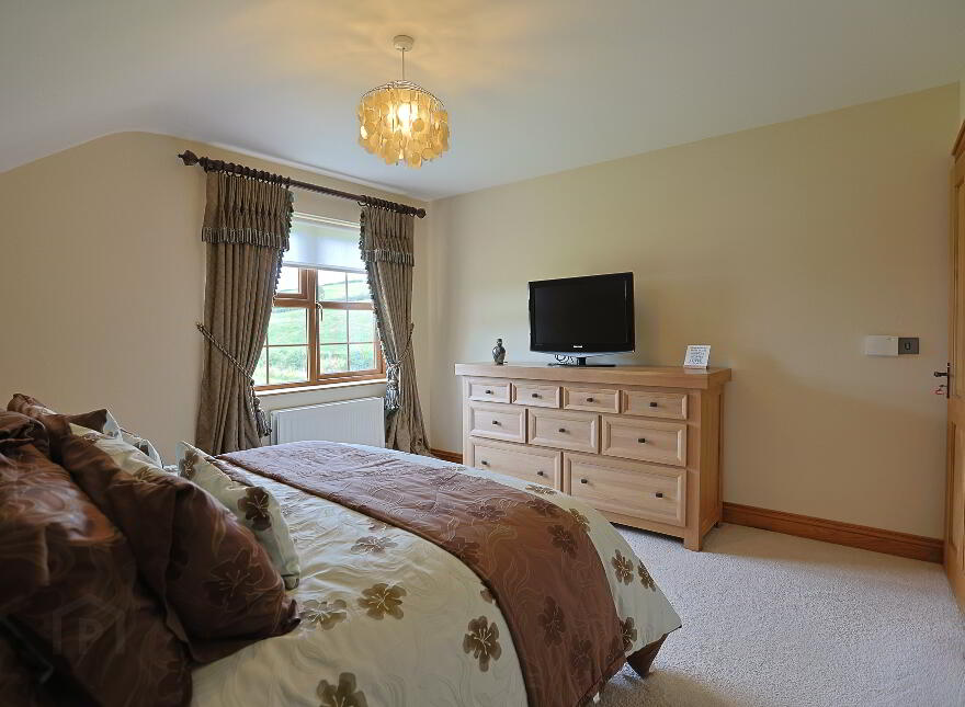 34 Tannyoky Road, Poyntzpass, BT35 6RG