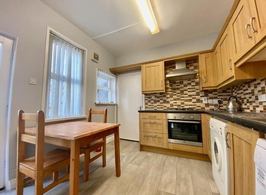 1, 33 Sandhurst Drive, Belfast, BT9 5AY