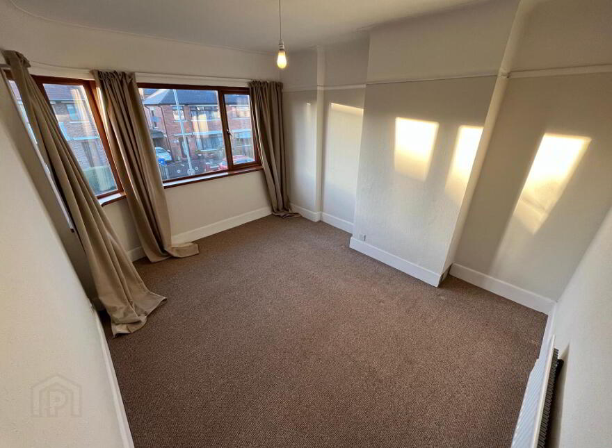 28 Knockbreda Gardens, Belfast, BT6 0HH