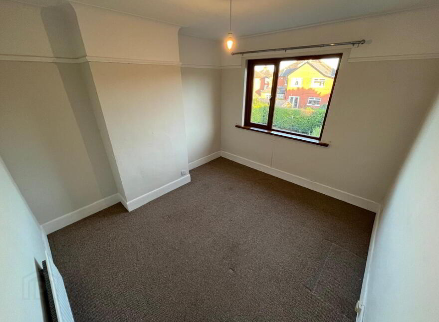 28 Knockbreda Gardens, Belfast, BT6 0HH