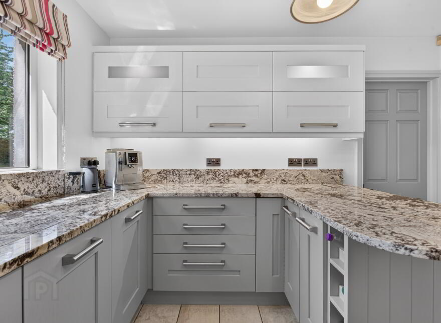 242 Cullybackey Road, Ballymena, BT43 5JH