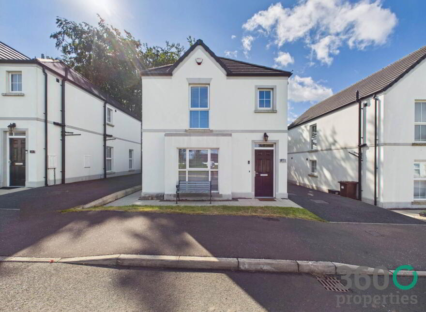18 Foxton Wood Square, Ballymena, BT42 4BN