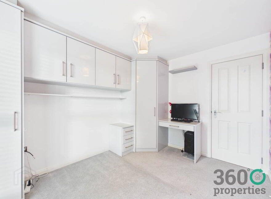 18 Foxton Wood Square, Ballymena, BT42 4BN