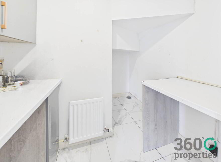 18 Foxton Wood Square, Ballymena, BT42 4BN