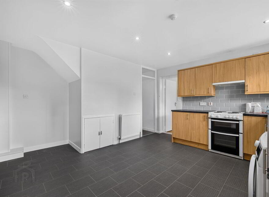 1 Briarhill, Antrim, BT41 4HE