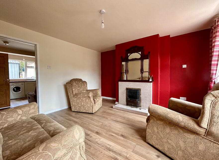 10 Castlebalfour Park, Lisnaskea, BT92 2GD