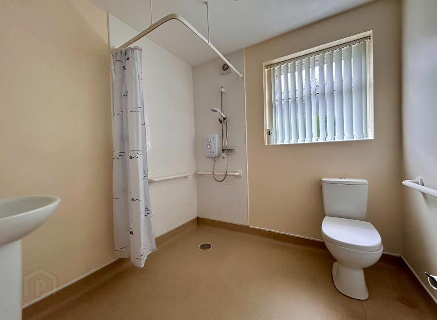 10 Castlebalfour Park, Lisnaskea, BT92 2GD