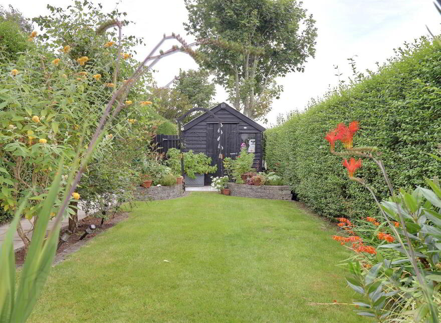 63 Victoria Avenue, Newtownards, BT23 7ED