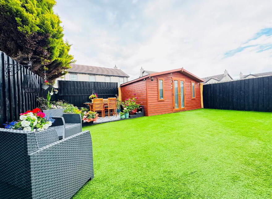 6 Braden Glen, Rathcoole, Newtownabbey, BT37 9BG