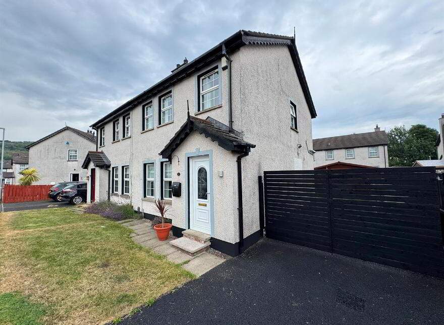 6 Braden Glen, Rathcoole, Newtownabbey, BT37 9BG