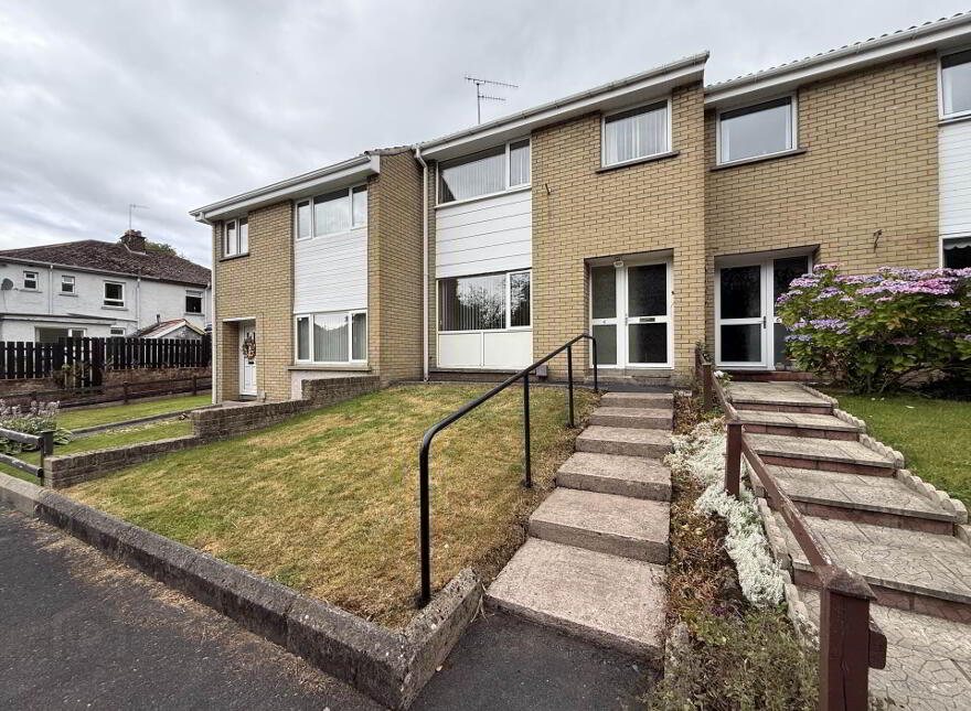 4 Ballinahone Avenue, Armagh, BT60 1EE