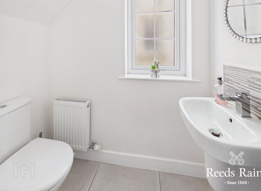 33 Bashford Park Close, Carrickfergus, BT38 7FQ