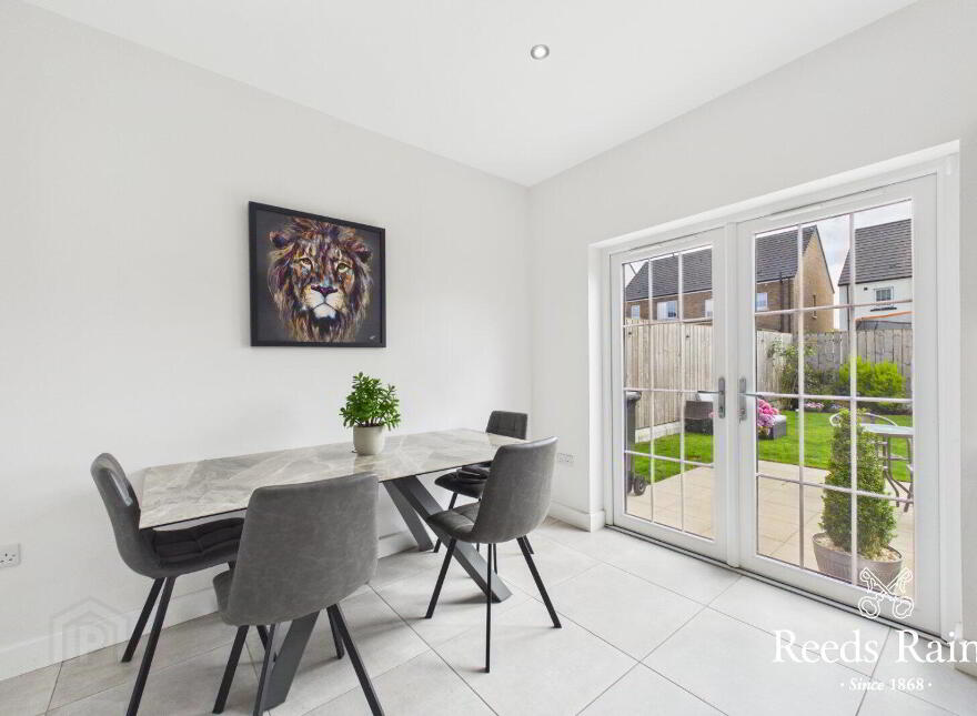 33 Bashford Park Close, Carrickfergus, BT38 7FQ