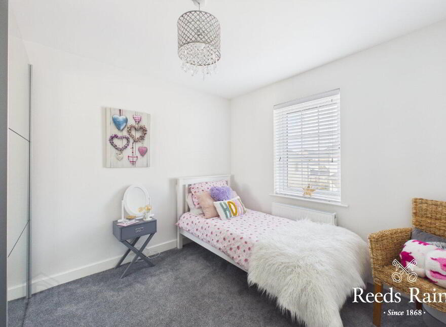33 Bashford Park Close, Carrickfergus, BT38 7FQ