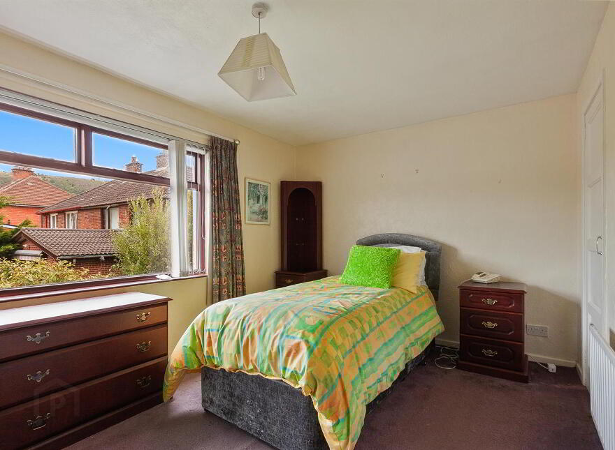 32 Knockfergus Park, Greenisland, Carrickfergus, BT38 8SN