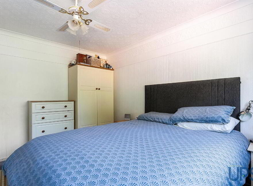 32 Westway Crescent, Belfast, BT13 3NU