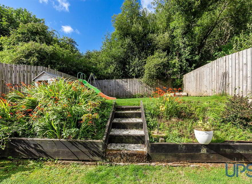 32 Westway Crescent, Belfast, BT13 3NU
