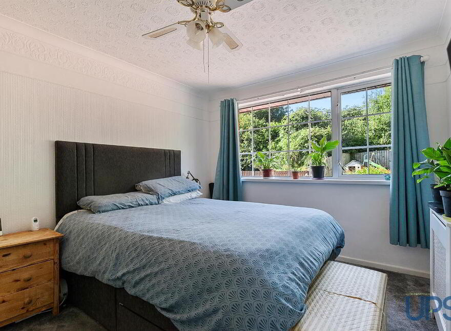 32 Westway Crescent, Belfast, BT13 3NU