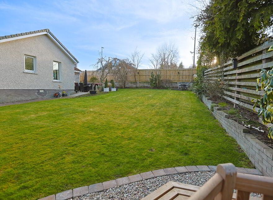 16 Ashley Park, Armagh, BT60 1HG
