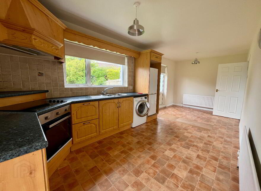 4 Hazelbank Drive, Drumahoe,, Derry/Londonderry, BT47 3NS