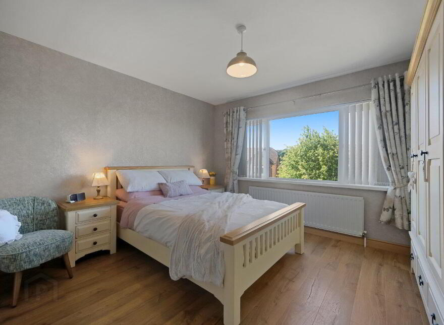 14 Baronscourt Gardens, Carryduff, Belfast, BT8 8EW