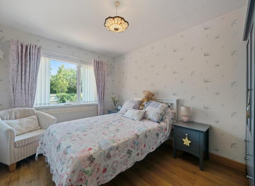 14 Baronscourt Gardens, Carryduff, Belfast, BT8 8EW