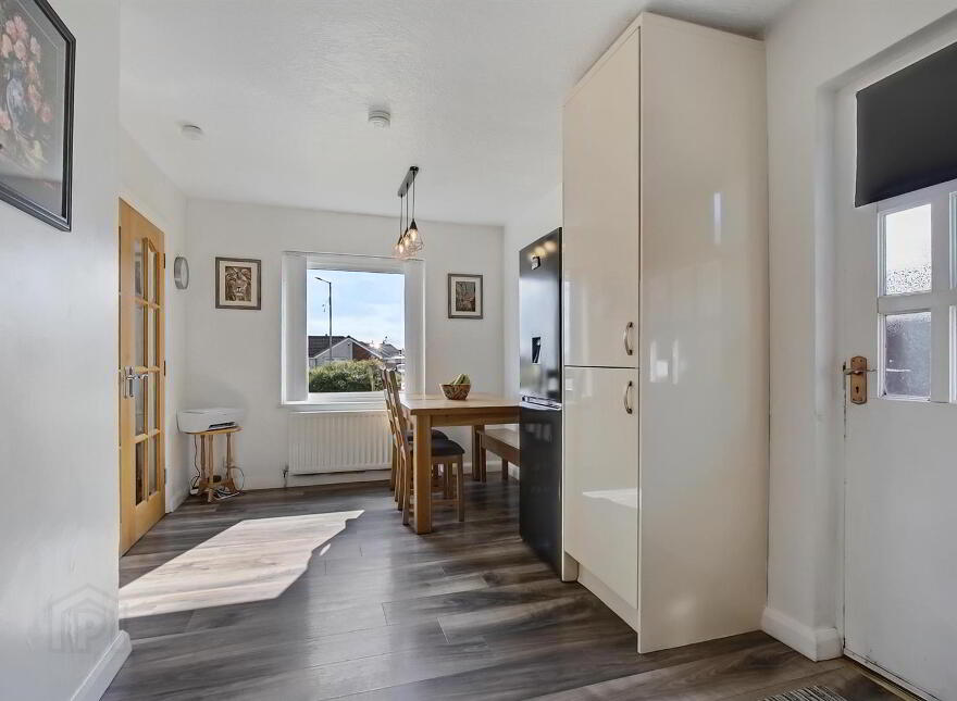 15 Waverley Drive, Newtownabbey, BT36 6RX