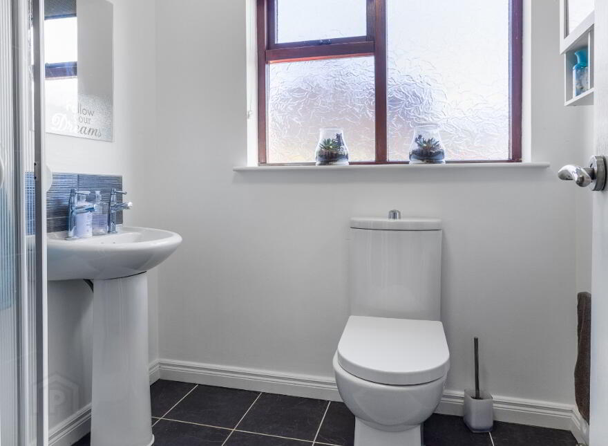 32 Farm Lodge Avenue, Ballymena, BT43 7DF