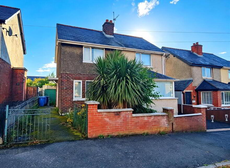 17 Prestwick Park, Belfast, BT14 6PJ