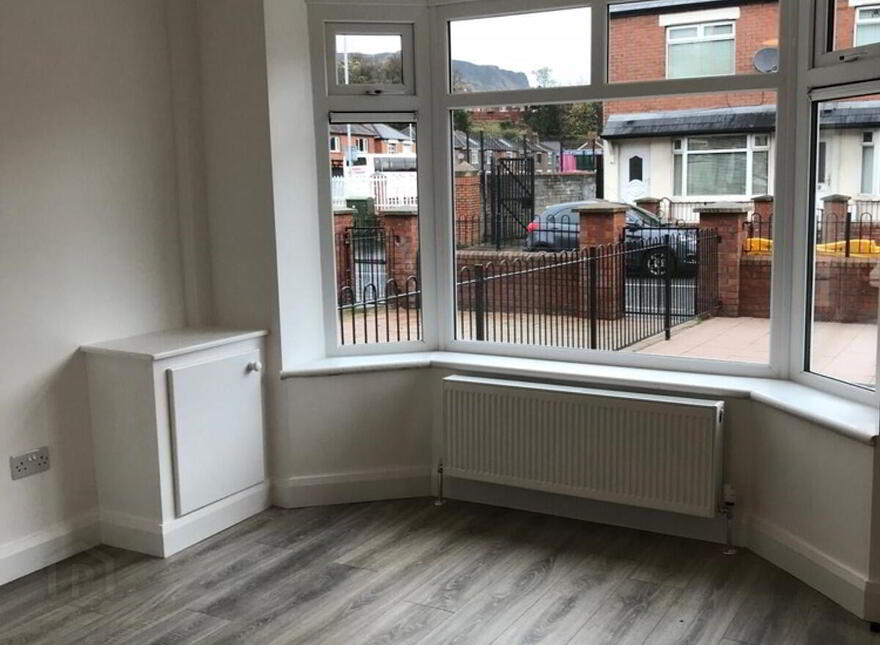 122 York Park, Belfast, BT15 3QX