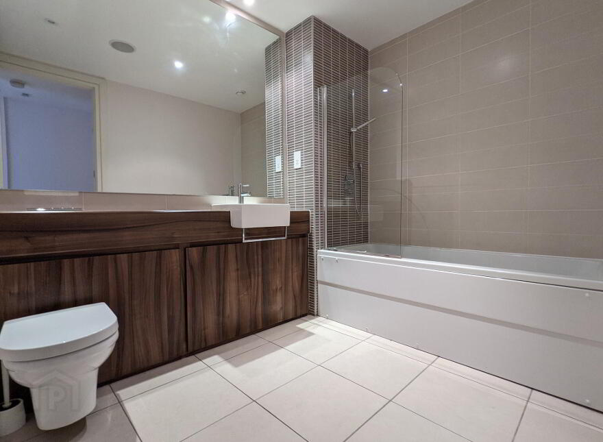 3-02 The Arc, Queens Road, Titanic Quarter, Belfast, BT3 9FD