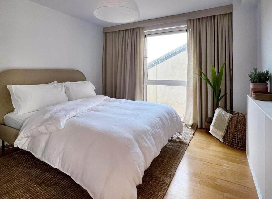 Apt 20, Shaftesbury Court, Marcus Ward Street, Belfast, BT7 1RY