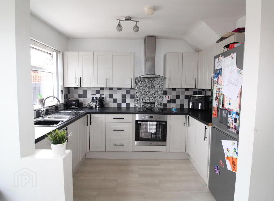 21 Elmfield Crescent, Newtownabbey, BT36 6EB