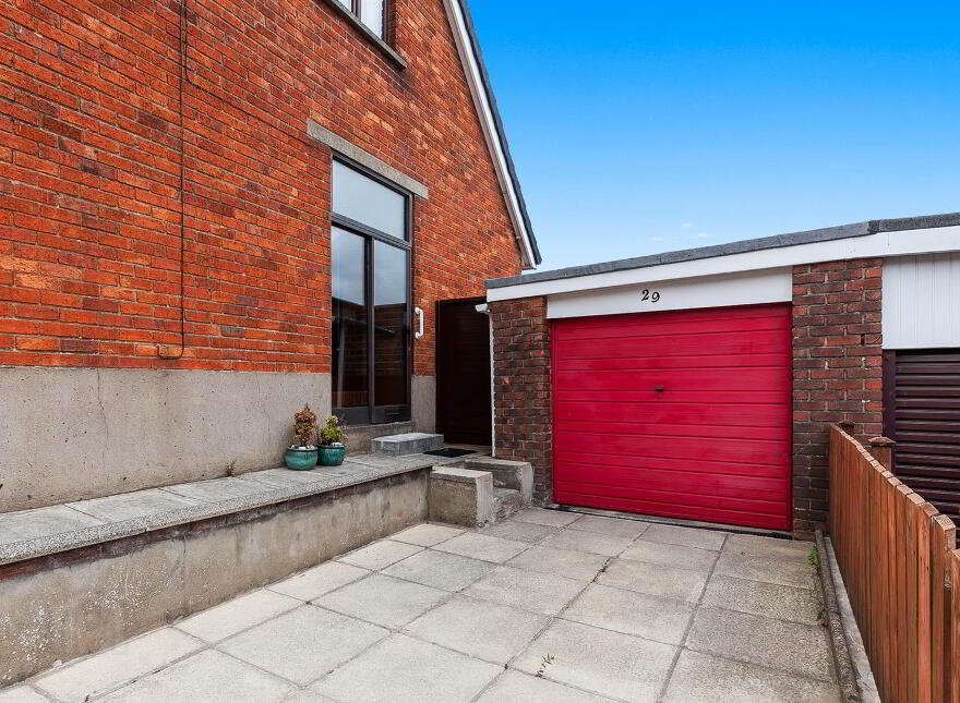 29 Squires Hill Road, Belfast, BT14 8FJ