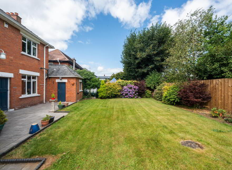 3 Rosemary Park, Belfast, BT9 6RF